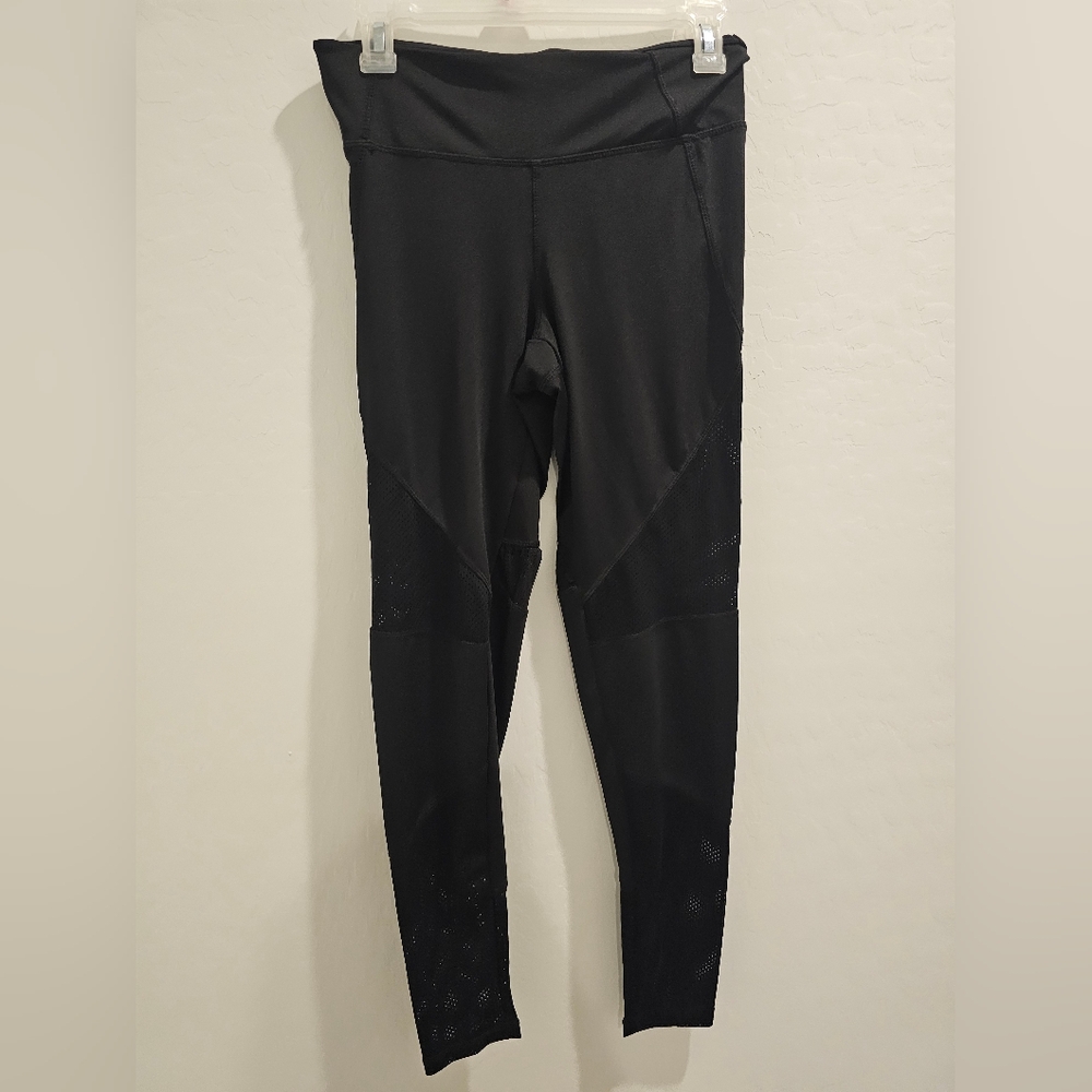Black leggings